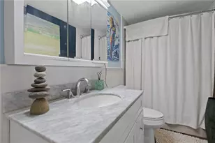 72 W Shore Rd, Warwick, RI 02889 - Photo 20