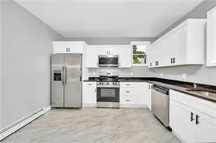 123 Chester Ave, Providence, RI 02907 - Photo 12