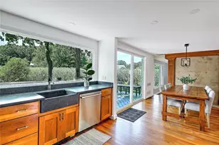 4 Buckingham St, Barrington, RI 02806 - Photo 16