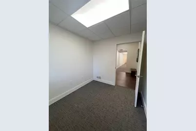 2843 South County Trail, East Greenwich, RI 02818 - Photo 6