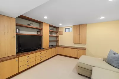 44 Tuckerman Avenue, Middletown, RI 02842 - Photo 42