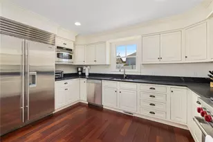 44 Tuckerman Ave, Middletown, RI 02842 - Photo 14