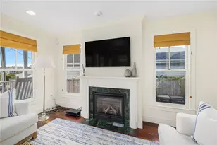 44 Tuckerman Ave, Middletown, RI 02842 - Photo 6