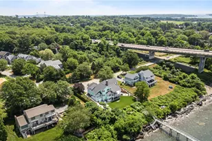 121 Seaside Dr, Jamestown, RI 02835 - Photo 20