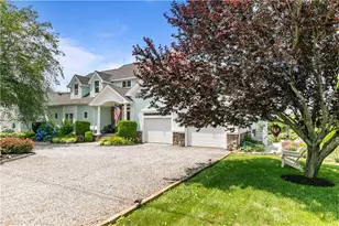 121 Seaside Dr, Jamestown, RI 02835 - Photo 12