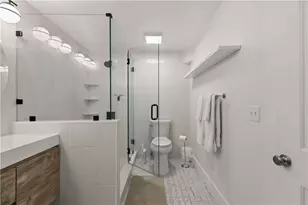 426 Spring St, Newport, RI 02840 - Photo 18