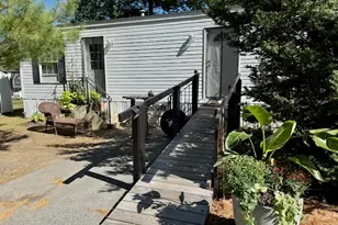 521 Forest Pk, Middletown, RI 02842 - Photo 16