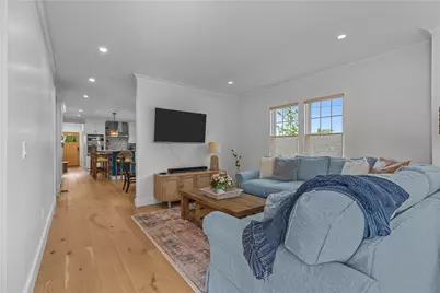 109 Carroll Avenue, Newport, RI 02840 - Photo 6
