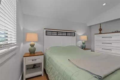 109 Carroll Avenue, Newport, RI 02840 - Photo 36