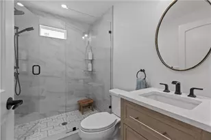 109 Carroll Ave, Newport, RI 02840 - Photo 18