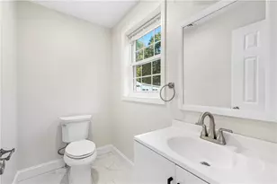 1551 Diamond Hill Rd, Cumberland, RI 02864 - Photo 38