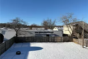 610 Killingly St, Johnston, RI 02919 - Photo 20