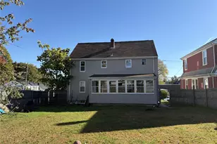 610 Killingly St, Johnston, RI 02919 - Photo 2