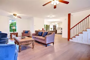 29 Lake Ave, Barrington, RI 02806 - Photo 2