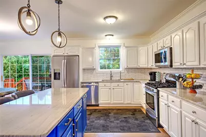 29 Lake Avenue, Barrington, RI 02806 - Photo 16