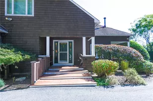 138 Green End Ave, Middletown, RI 02842 - Photo 6