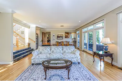 138 Green End Avenue, Middletown, RI 02842 - Photo 12