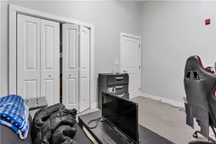 39 Webster St, Pawtucket, RI 02860 - Photo 12