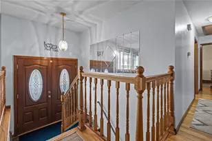 7 Laurel St, North Providence, RI 02911 - Photo 4