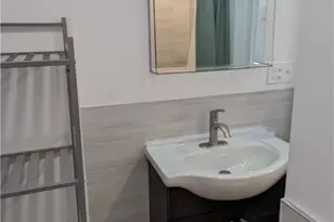 37 Ann St, Newport, RI 02840 - Photo 34