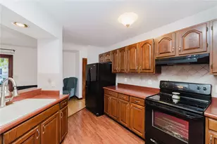 447 SE Stafford Rd, Tiverton, RI 02878 - Photo 12