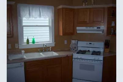 30 Simmons Street, Newport, RI 02840 - Photo 6