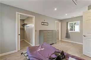 151 Wetherfield Dr, Warwick, RI 02886 - Photo 46