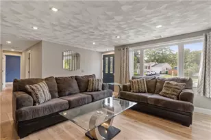 151 Wetherfield Dr, Warwick, RI 02886 - Photo 6