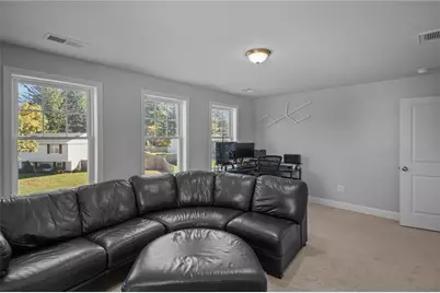 67 Oak Tree Avenue, Warwick, RI 02886 - Photo 24