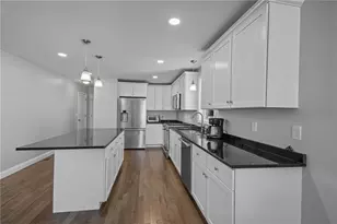 67 Oak Tree Ave, Warwick, RI 02886 - Photo 10