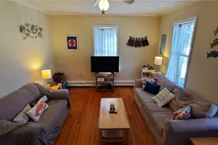 11 Hammond St, Newport, RI 02840 - Photo 6