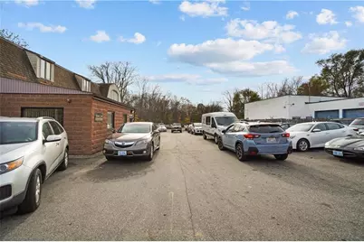 1153 Central Avenue, Pawtucket, RI 02861 - Photo 4