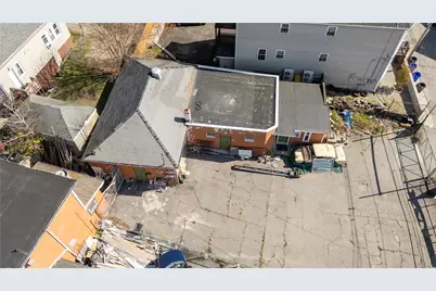 10 Julian Street, Providence, RI 02909 - Photo 4