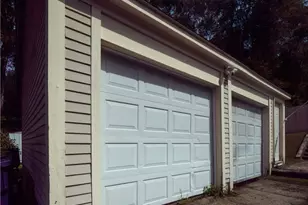 1101 Danielson Pike, Scituate, RI 02857 - Photo 30