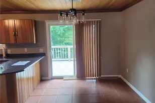 190 Gladstone St, Cranston, RI 02920 - Photo 6