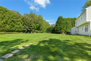 215 Harris Ave, Portsmouth, RI 02871 - Photo 44