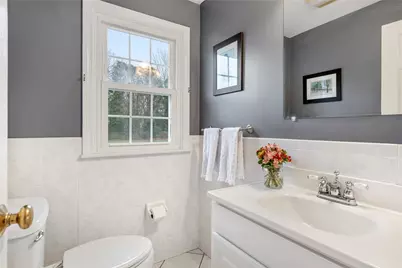 215 Harris Avenue, Portsmouth, RI 02871 - Photo 12