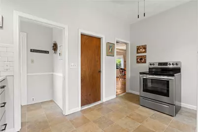 30 Pomham Street, Cranston, RI 02910 - Photo 10