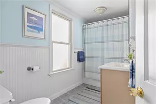 5 Lucas Ave, Newport, RI 02840 - Photo 14