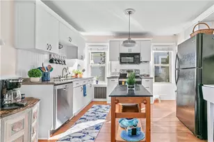 5 Lucas Ave, Newport, RI 02840 - Photo 8