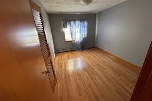 13 Ivanhoe St, Johnston, RI 02919 - Photo 8