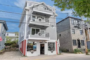 492 Thames St, Newport, RI 02840 - Photo 2