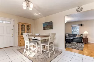 173 Russell Dr, Tiverton, RI 02878 - Photo 6