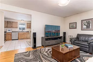 173 Russell Dr, Tiverton, RI 02878 - Photo 8