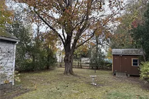 10 Jesse Davis Ln, Barrington, RI 02806 - Photo 18