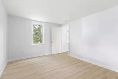 235 Main Street, Cranston, RI 02921 - Photo 12