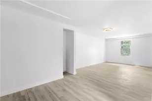 235 Main St, Cranston, RI 02921 - Photo 18