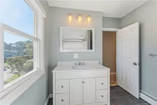 22 Cole St, Jamestown, RI 02835 - Photo 28