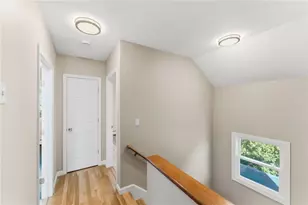 22 Cole St, Jamestown, RI 02835 - Photo 20