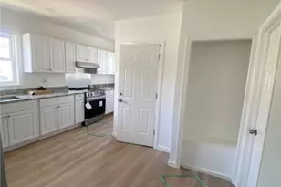 178 Ledge St, Providence, RI 02904 - Photo 12